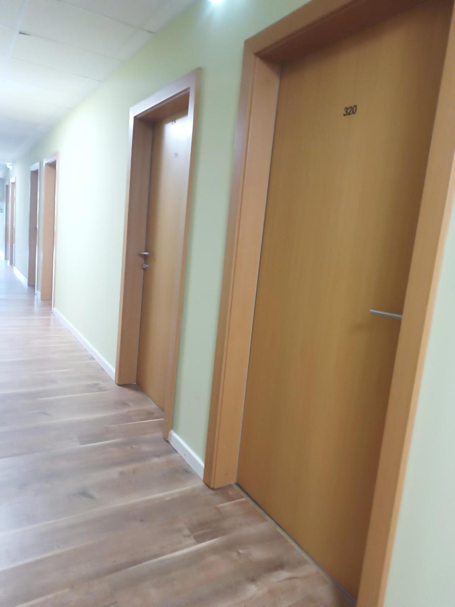 Hostel Krosnienska 12 Zielona Góra Extérieur photo