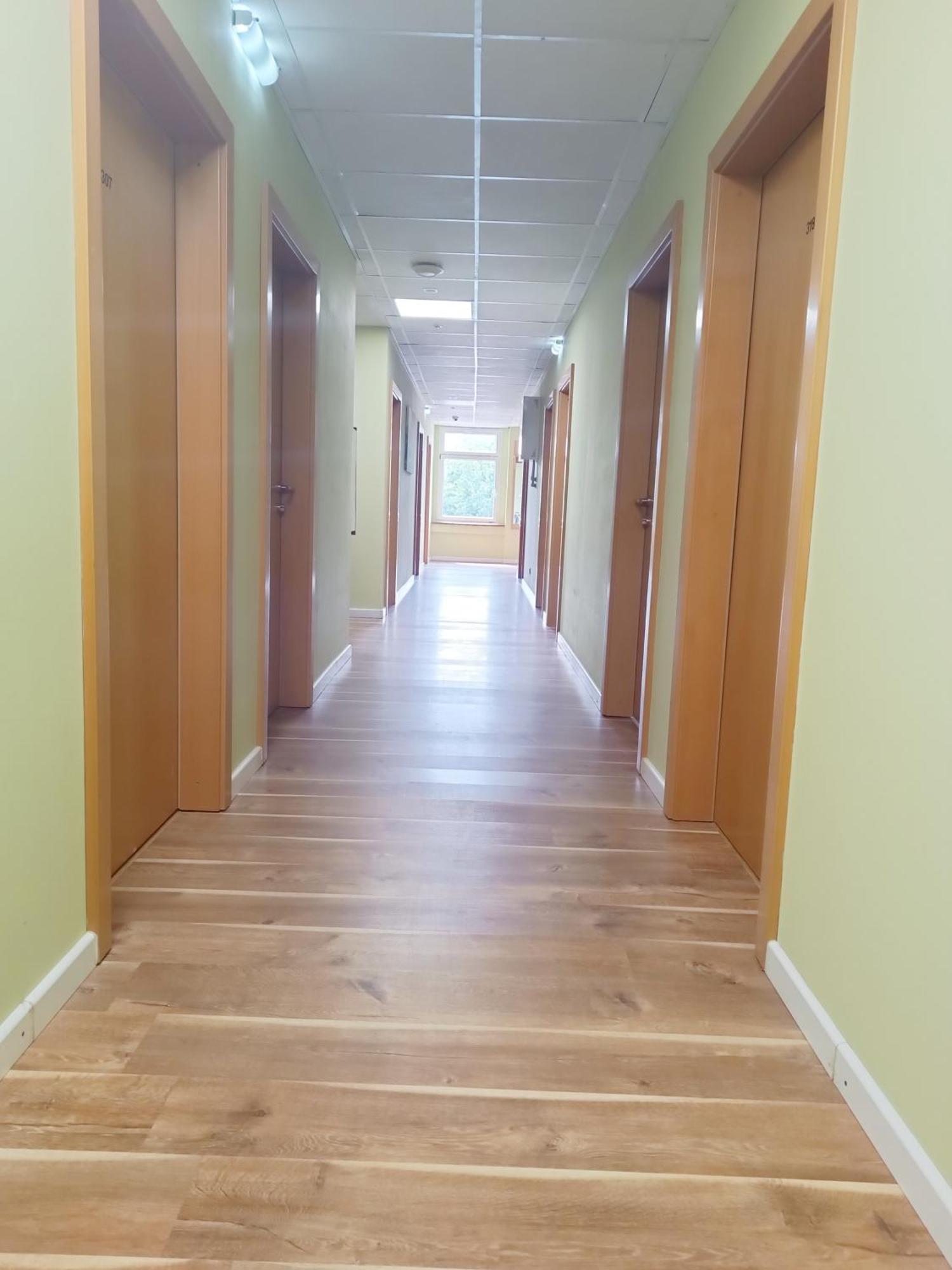 Hostel Krosnienska 12 Zielona Góra Extérieur photo